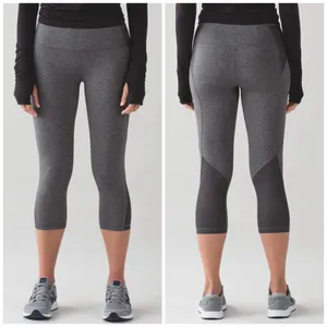 Lululemon Free Runner Crop Heathered Black Gray Women’s Size 8 thumbnail 2