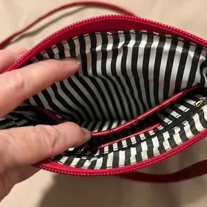 Unbranded perfect little crossbody bag w/lots of packets & cute croc design EUC thumbnail 6