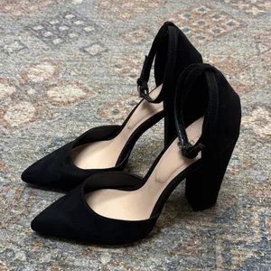 Aldo Black Suede Women's Heels thumbnail 3