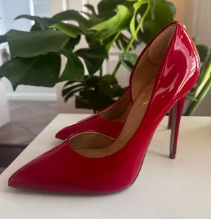 Red Patent Leather Heels Jessica Simpson 5.5 thumbnail 1