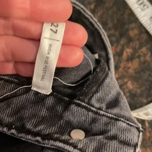 PAC Sun high rise festival shorts black thumbnail 5