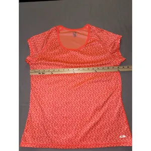 Champion Women’s Large Work Out Shirt thumbnail 5