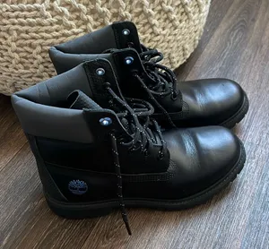 Timberland Black Boots thumbnail 1