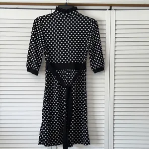Chic Black‎ and White Polka Dot Midi Dress Hypnotik Size M thumbnail 3