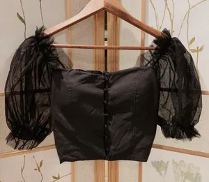 black crop top Size XS thumbnail 1