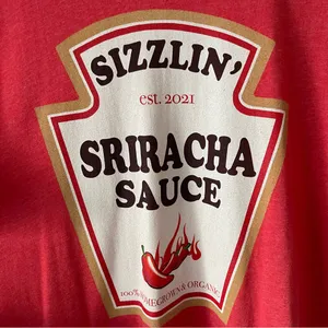 Sizzlin' Sriracha Sauce Graphic T-shirt - Sz 2X thumbnail 3