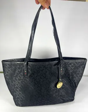 Tommy Hilfiger Black Logo Tote Bag Gold Hardware Bag Charm Zipper Accents thumbnail 1