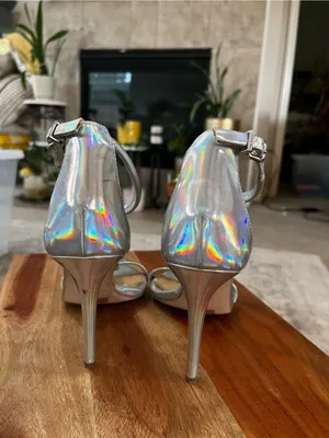 Gianni Bini Silver Hologram T-Strap High Heel Sandals Sz 6.5 thumbnail 4