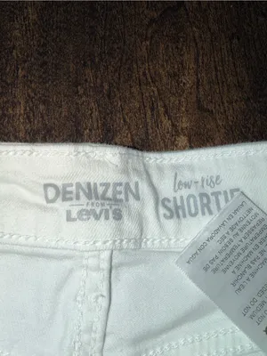 Denizen White Denim Low Rise Shortie thumbnail 4