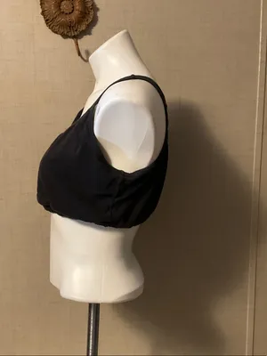 Wireless Scoop Sports Bra - Black thumbnail 4