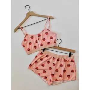 NEW!! STRAWBERRY Print Red Pink Cropped Loungewear Two Piece Set X-Large thumbnail 2