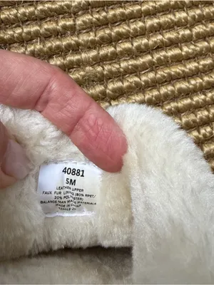 NWOT Minnetonka Women’s Chesney Scuff Flat Slippers thumbnail 6