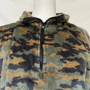 Y2K Urban Outfitters Camo Fuzzy Crop Pullover Womens Jacket Sz S Grunge Indie thumbnail 3
