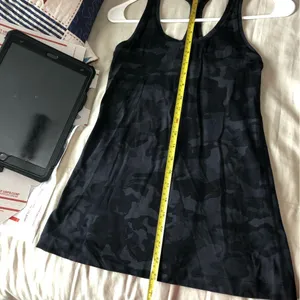 Lululemon Black Camo Tank Top size 6 thumbnail 7
