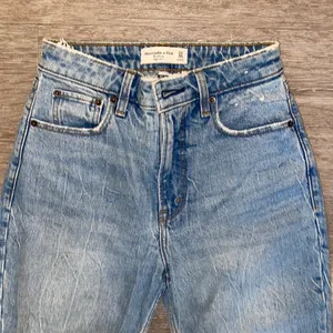 Abercrombie Curve Love skinny high rise size 24 short thumbnail 2