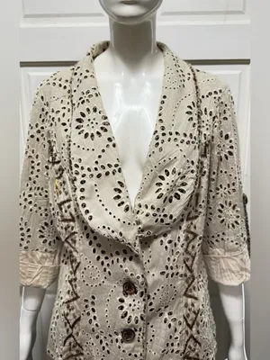 Alberto Makali Eyelet Cotton Embroidered Button-Front Jacket in Cream C-28 thumbnail 4