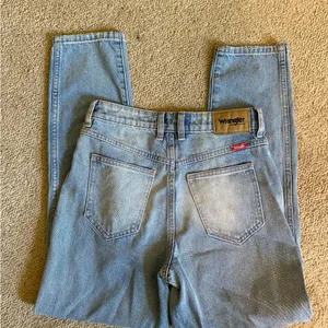 Wrangler x Urban Outfitters Drew high waist straight leg jeans thumbnail 5