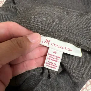 JM collection brown herringbone pants, new size 8 short Inseam 29” 2 thumbnail 4