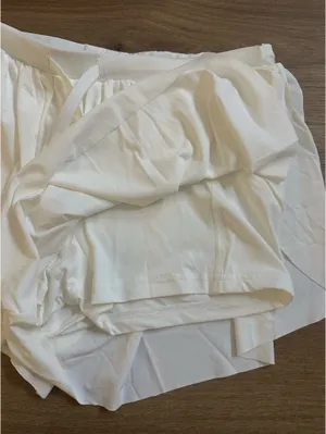 Gold Hinge White Shorts thumbnail 4
