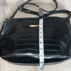 Aldo Black‎ Crocodile-Embossed Crossbody Bag thumbnail 4
