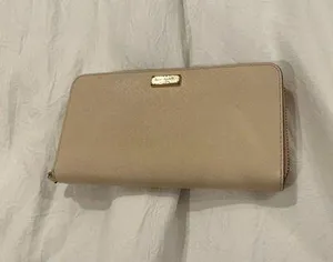 Kate Spade Wallet thumbnail 1