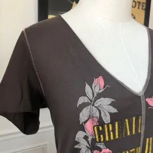 NWOT Project Social T PST Vneck TShirt Indie Sleaze M thumbnail 4