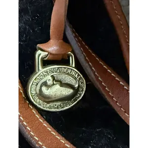 Vintage Dooney & Bourke Women All Weather Pebbled Leather Shoulder Bag Purse thumbnail 3
