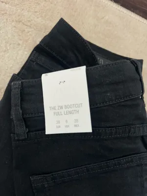 Zara Black Bootcut Leg - Slim Fit - Mid Rise Jeans thumbnail 11