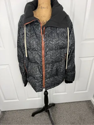 Varley Granville Animal Print Puffer Jacket NWOT $320 thumbnail 6