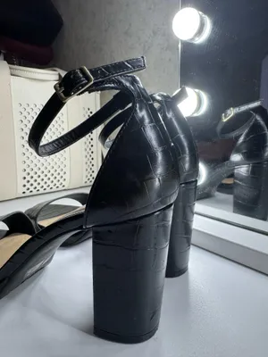 Laundry List Black Platform Block Heels Size 7 thumbnail 5