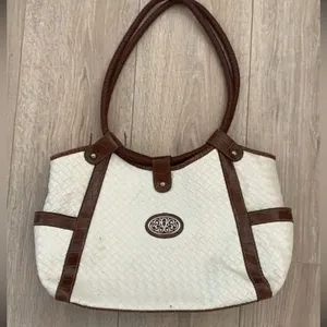 White & brown weaved faux leather purse thumbnail 1