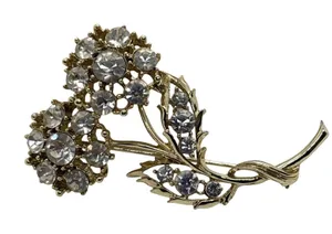 Vintage Flower Floral Gold Tone Clear Rhinestone‎ Pin Brooch Nature 70s Style thumbnail 1