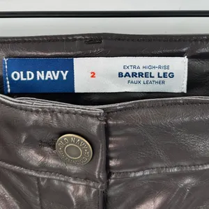 Old Navy‎ Extra High-Rise Barrel Leg Faux Leather Pants Chocolate Brown Sz 2 NWT thumbnail 5