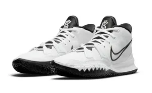 Nike Basketball Shoes Women’s thumbnail 1