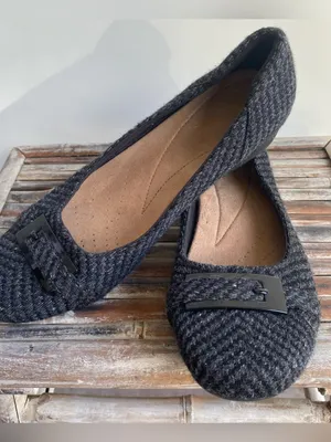 Clarks grey tweed ballet flats fall winter office work academia preppy 9 thumbnail 1
