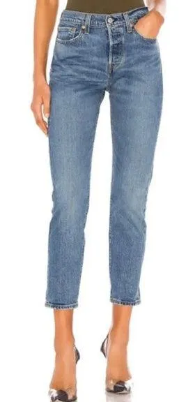 Levi’s Wedgie Icon Fit in These Dreams thumbnail 1
