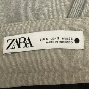 Zara Women's Gray Pleated High Rise Button Cuffed Hem Tapered Trousers Pants S thumbnail 4