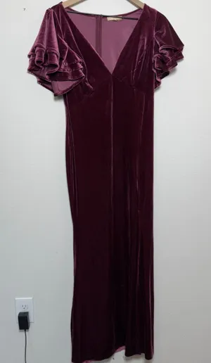 Ricarica Women Maxi Velour Maxi Dress XL Burgundy Ruffle Thigh Slit Formal Gala thumbnail 1