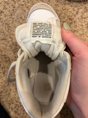 Nike High-Top Sneakers Women’s  thumbnail 3