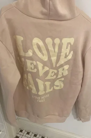 Amazon Hoodie thumbnail 2