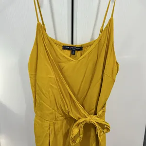 Mustard romper Size L thumbnail 3