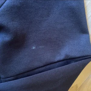 Gymshark Black Women's Cropped Hoodie thumbnail 3