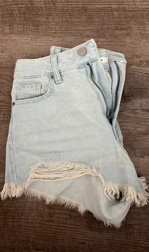 PacSun High Wasted Denim Shorts thumbnail 4