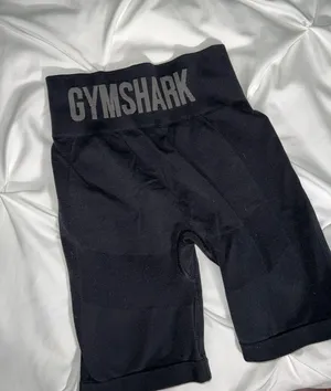 Black Size S thumbnail 2