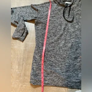 Outdoor Voices Cloudknit Hoodie Gray Womens Medium Activewear Athleisure Lounge thumbnail 12