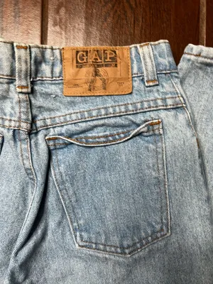 Vintage Gap Light Wash Tapered Leg Denim Jeans Womens Size 5/6 thumbnail 5