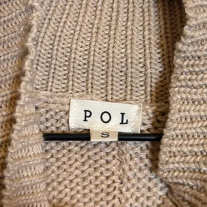 POL Pearl Detail Oversized Chunky Knit Turtleneck Long‎ Sleeve Sweater thumbnail 4