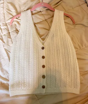 Boutique thumbnail 1