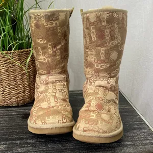 Ugg Classic Metallic Monogrammed Logo Print Fleece Lined 5515 Calf Boots 8 thumbnail 3