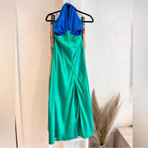 San Sloane Francesca‎ Midi Dress in Size Medium Green thumbnail 4